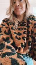 Charger l&#39;image dans la galerie, Pull Angélique leopard manches longues