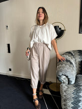 Charger l&#39;image dans la galerie, Carrot Pant Juniper viscose lin sable