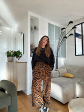 Charger l&#39;image dans la galerie, Pantalon DELILA velours leo