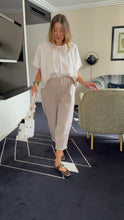 Charger l&#39;image dans la galerie, Carrot Pant Juniper viscose lin sable