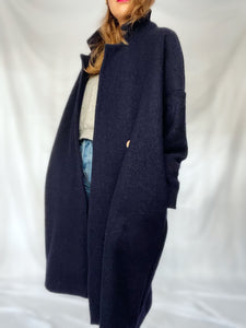 Manteau Boyfriend Izia laine foulée bleu marine modèle court
