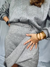 Charger l&#39;image dans la galerie, Ensemble Sweat Crop Roxie et Jupe Lena Molleton gris